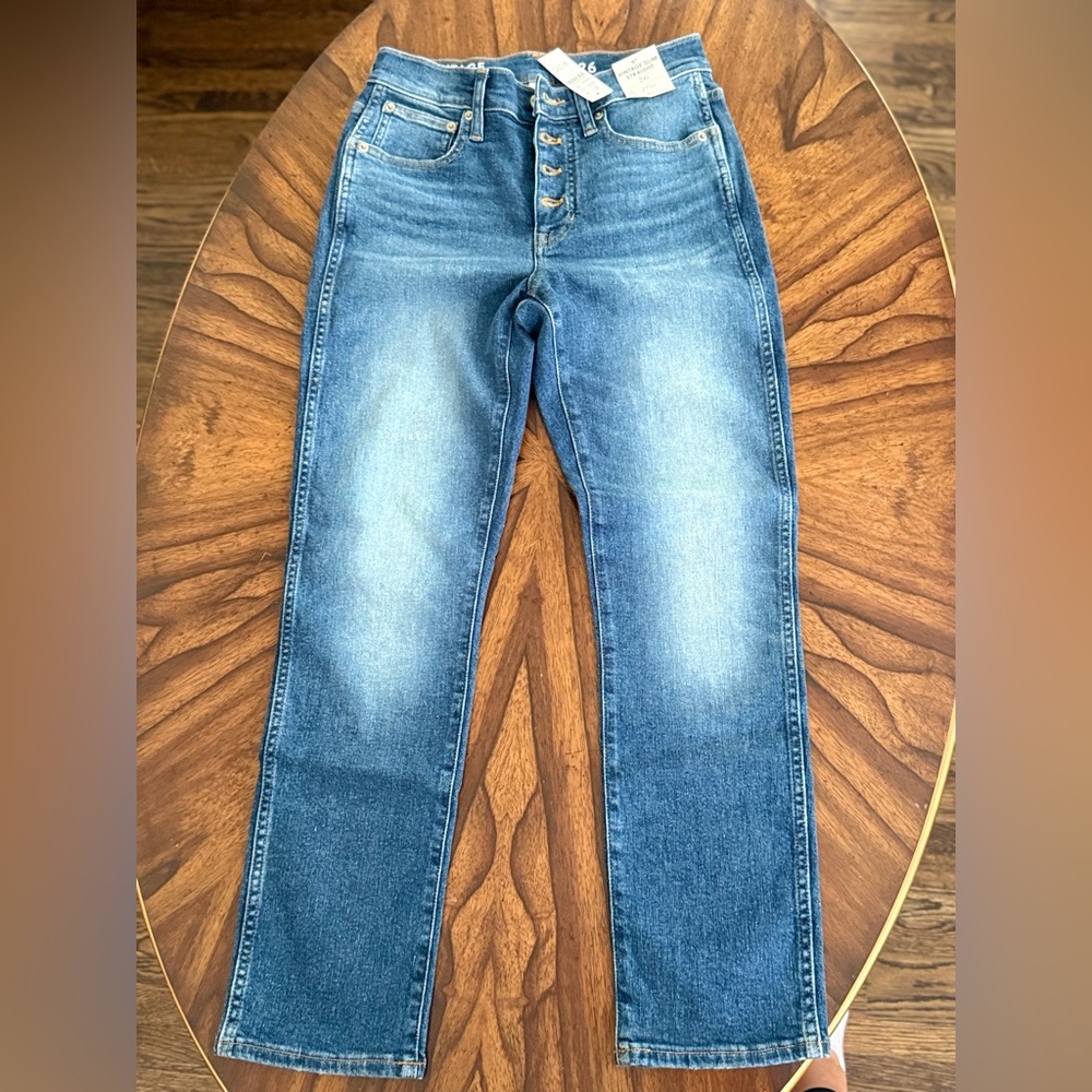 J.Crew 9” Vintage Slim Straight Jeans • Size 26 • Medium Wash • Button Fly • NWT